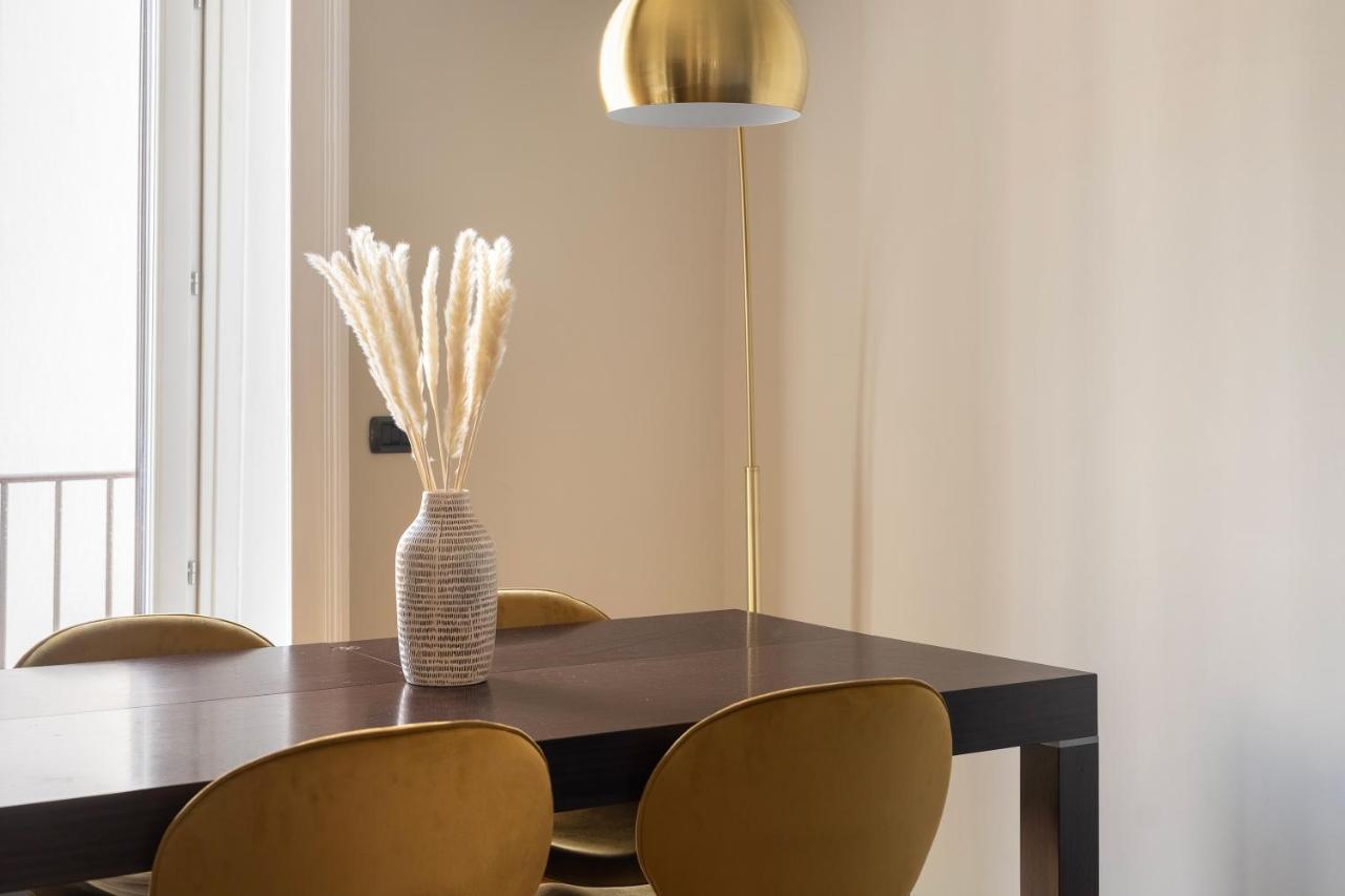 Santa Tecla Living Faravelli 4 Apartment Milan Luaran gambar